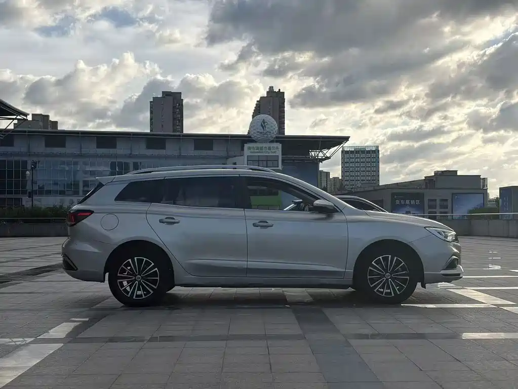 Roewe Ei5 — миниатюра 4