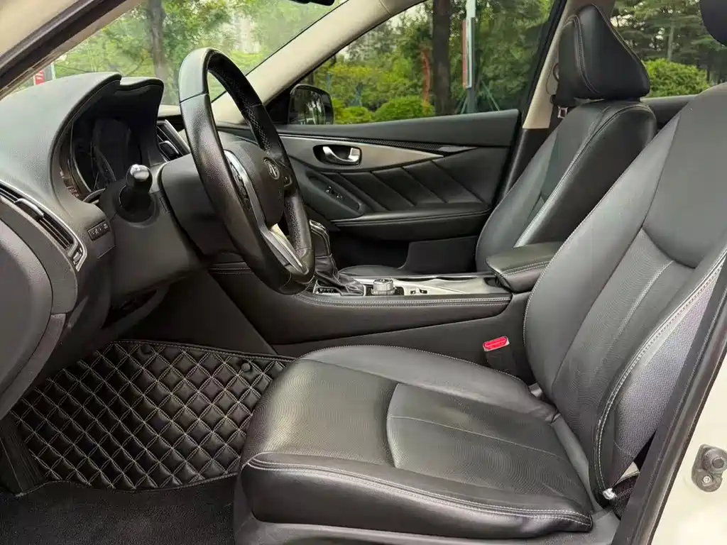 Infiniti Q50L — миниатюра 9