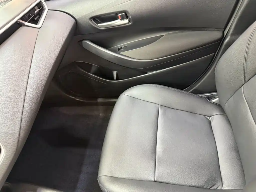 Toyota Corolla — миниатюра 13