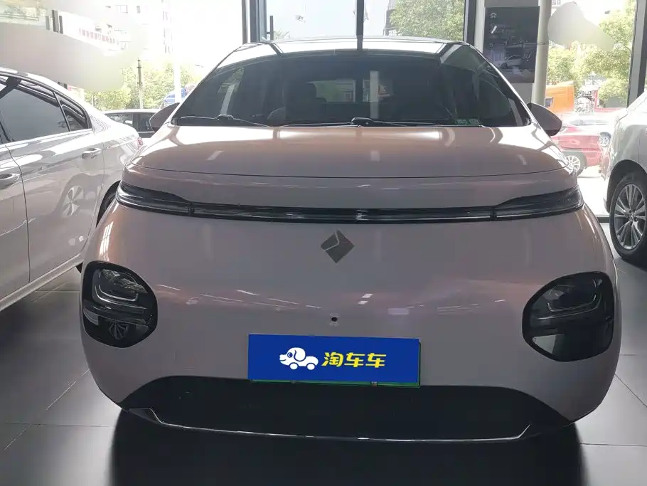 Baojun Yunduo — миниатюра 2