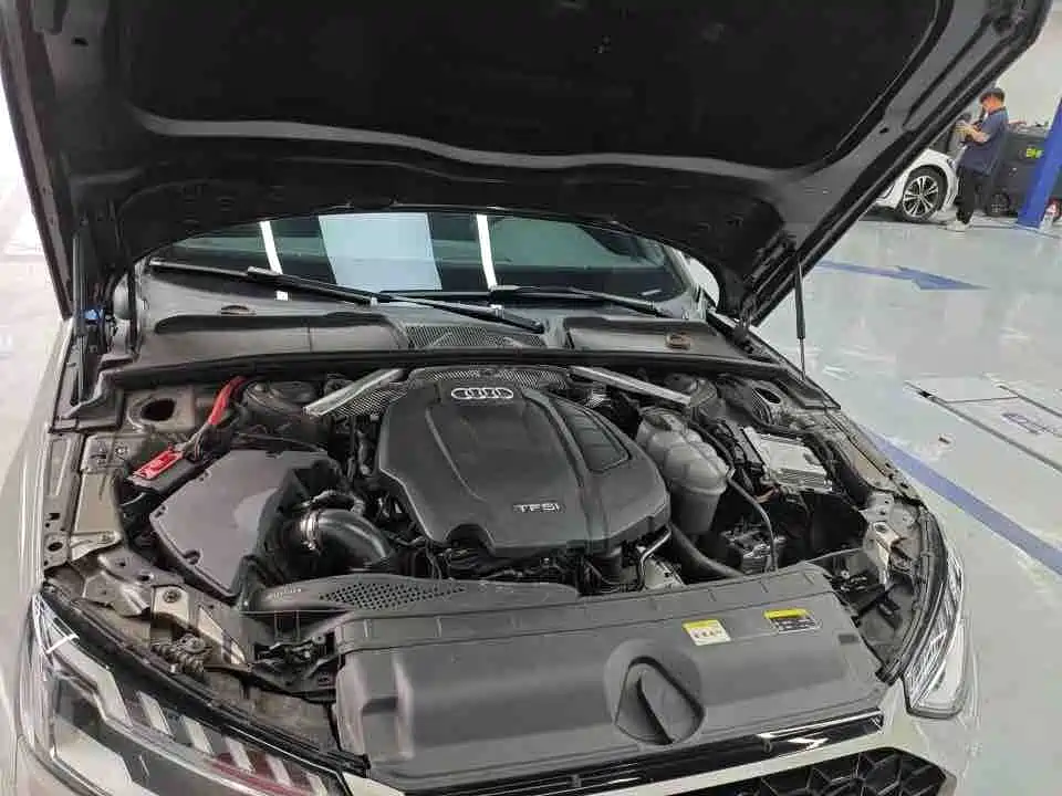 Audi A4L — миниатюра 3