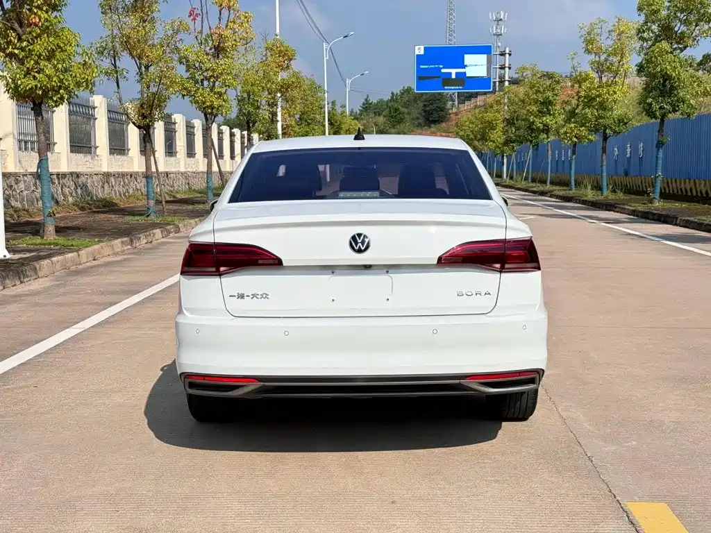 Volkswagen Bora — миниатюра 11