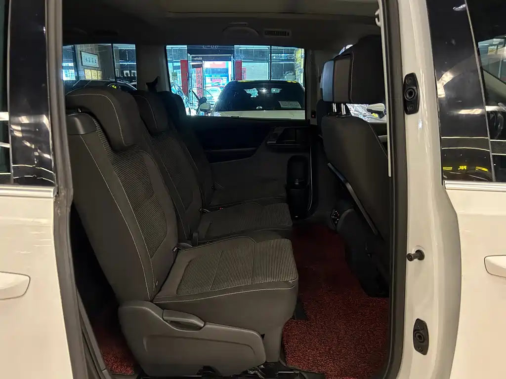 Volkswagen Sharan — миниатюра 7