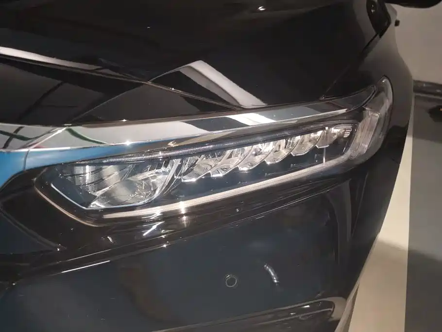 Honda Accord — миниатюра 5