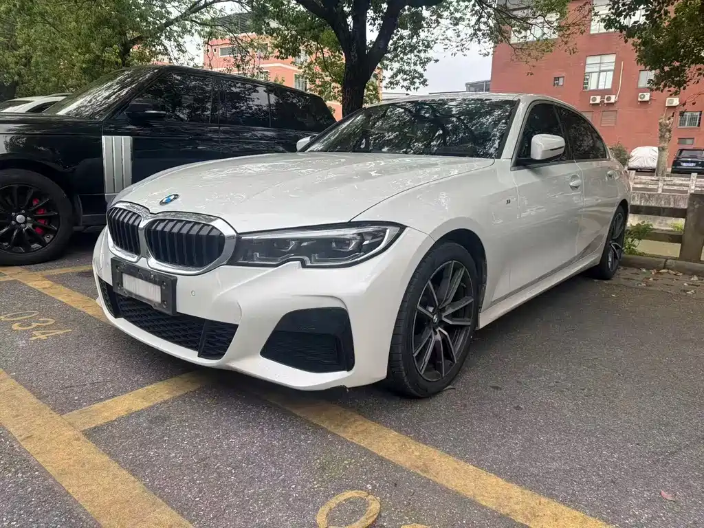 BMW 3 Series 2022
