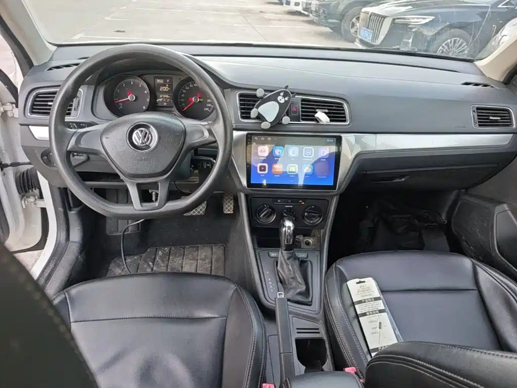 Volkswagen Lavida — миниатюра 10