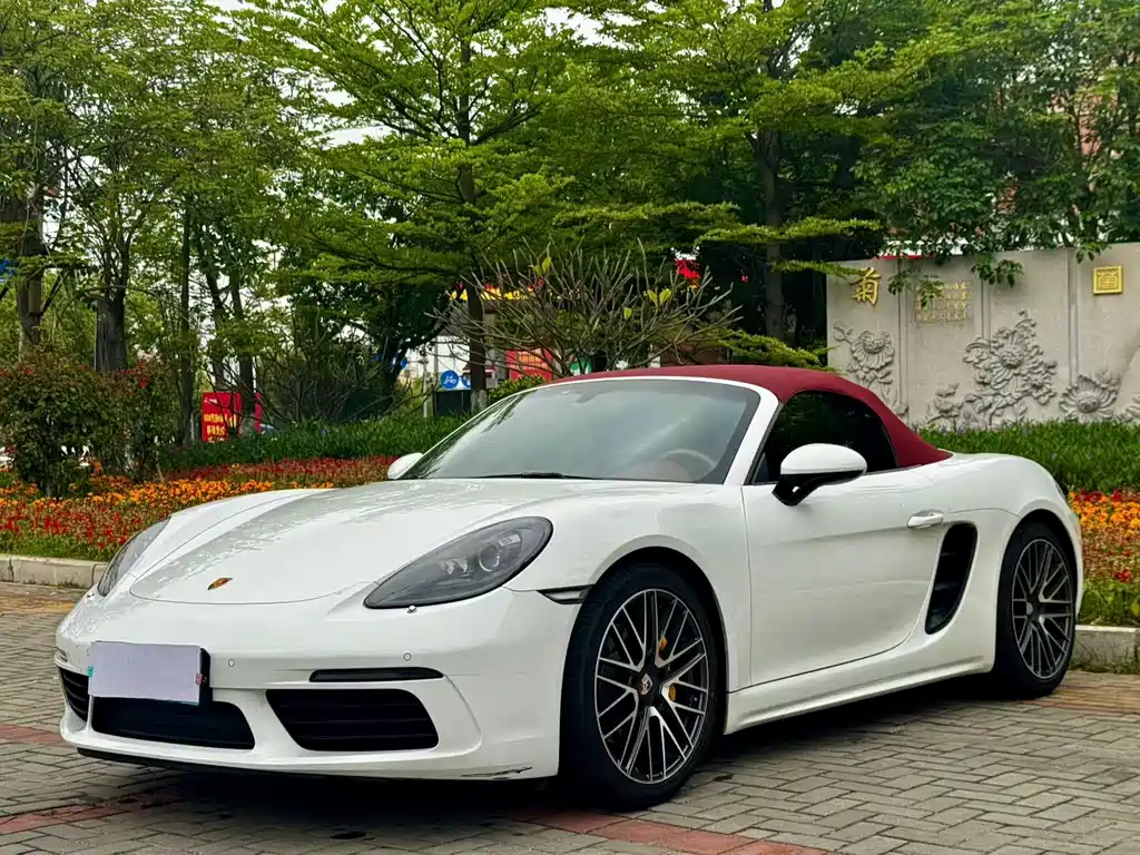 Porsche 718 2022