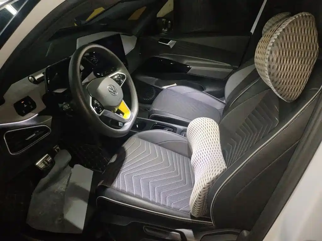 Volkswagen ID.3 — миниатюра 12