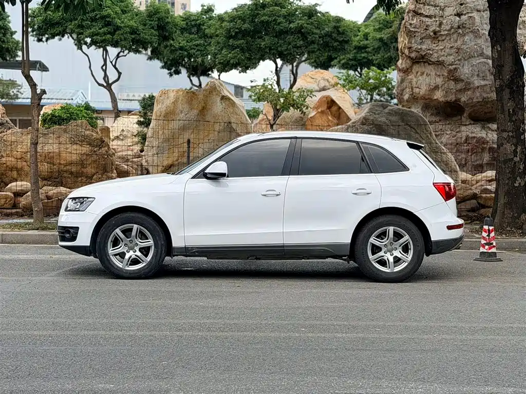 Audi Q5 2011 2.0TFSI
