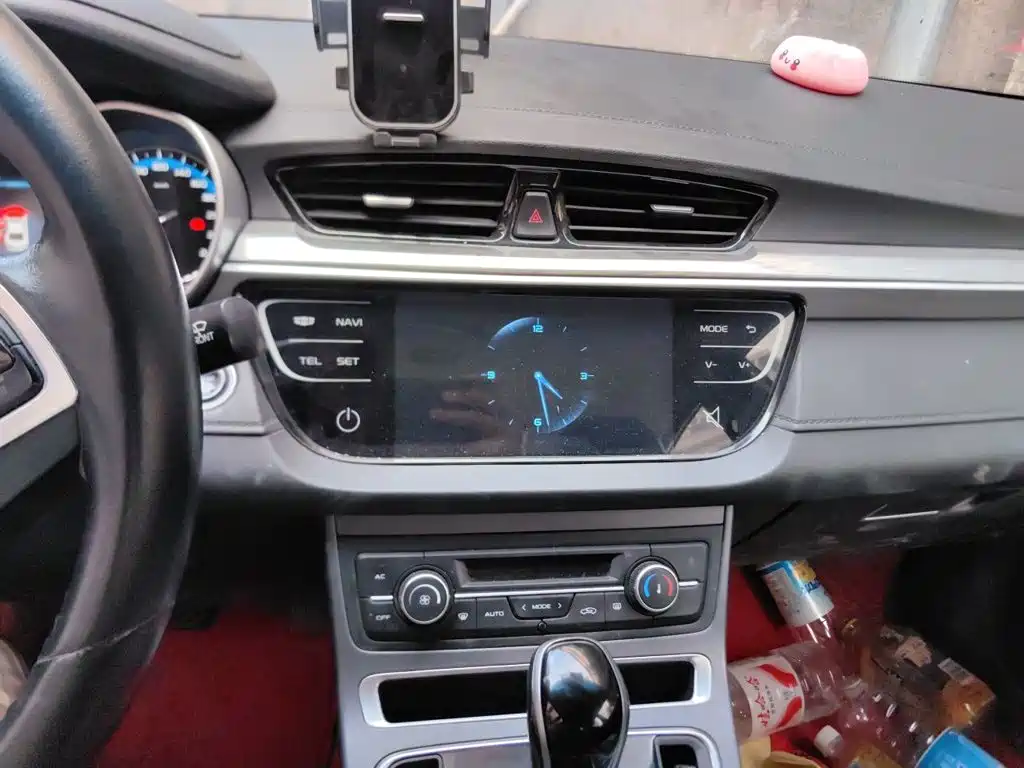 Geely Emgrand — миниатюра 15