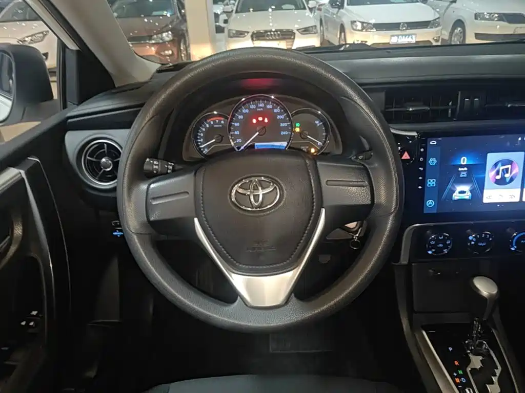 Toyota Corolla — миниатюра 11