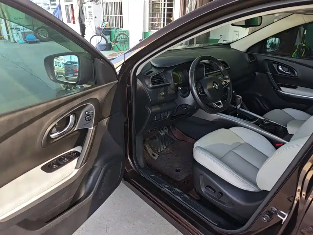 Renault Kadjar — миниатюра 16