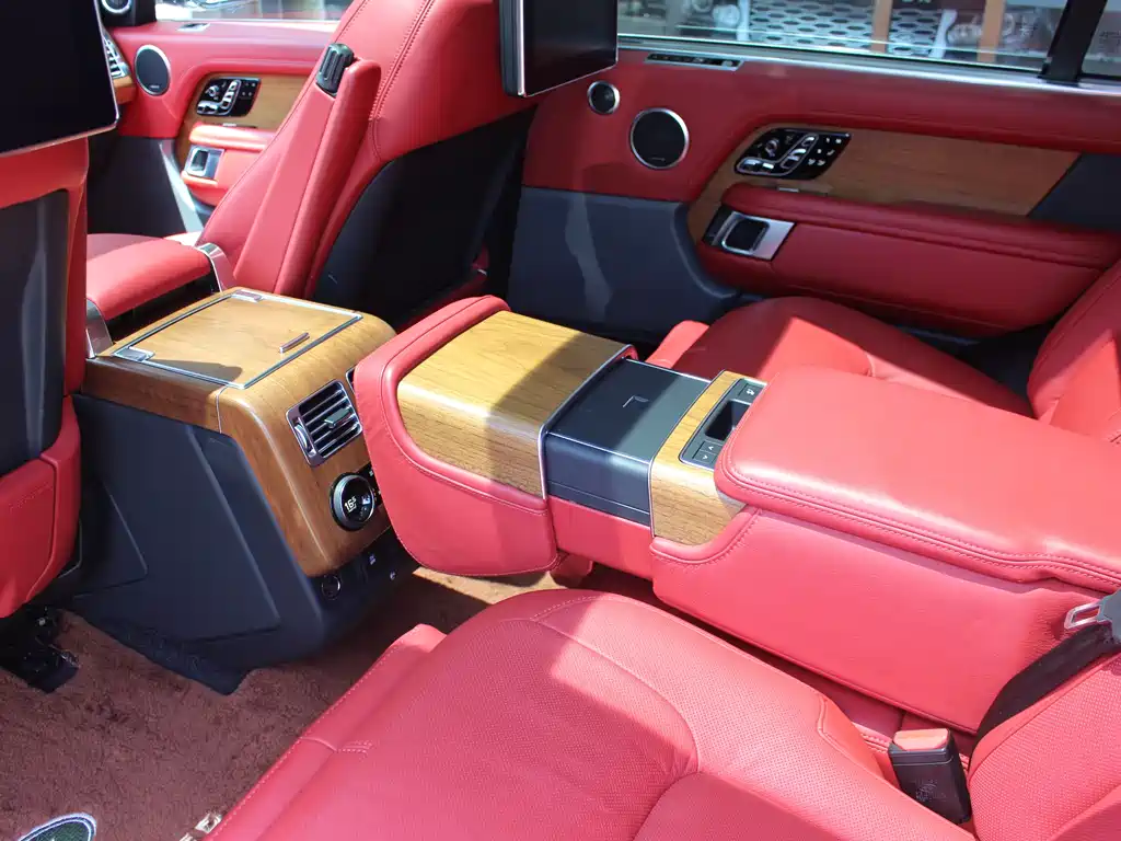 Land Rover Range Rover 2020 3.0 L6 Long Wheelbase