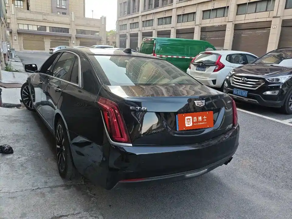Cadillac CT6 — миниатюра 8