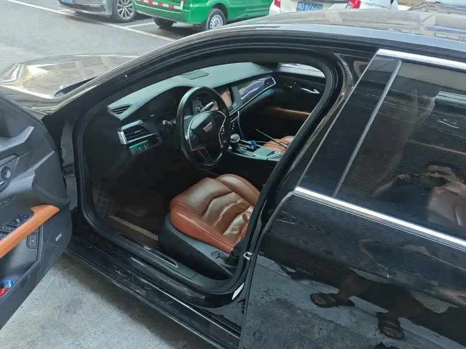 Cadillac CT6 — миниатюра 4