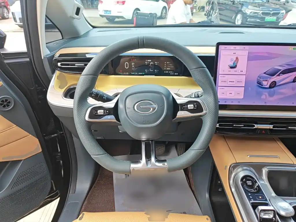 GAC Motor Trumpchi E8 PHEV — миниатюра 11