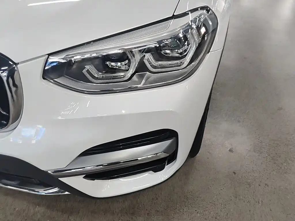 BMW X3 — миниатюра 24