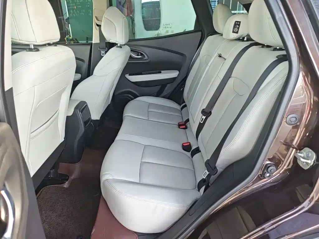 Renault Kadjar — миниатюра 17