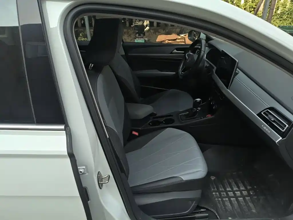 Volkswagen Lavida — миниатюра 25