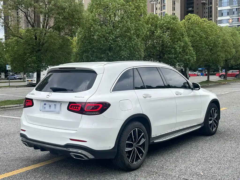 Mercedes-Benz GLC — миниатюра 11