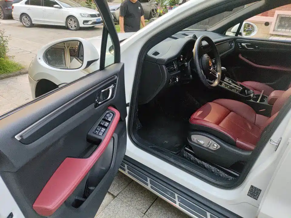 Porsche Macan — миниатюра 6
