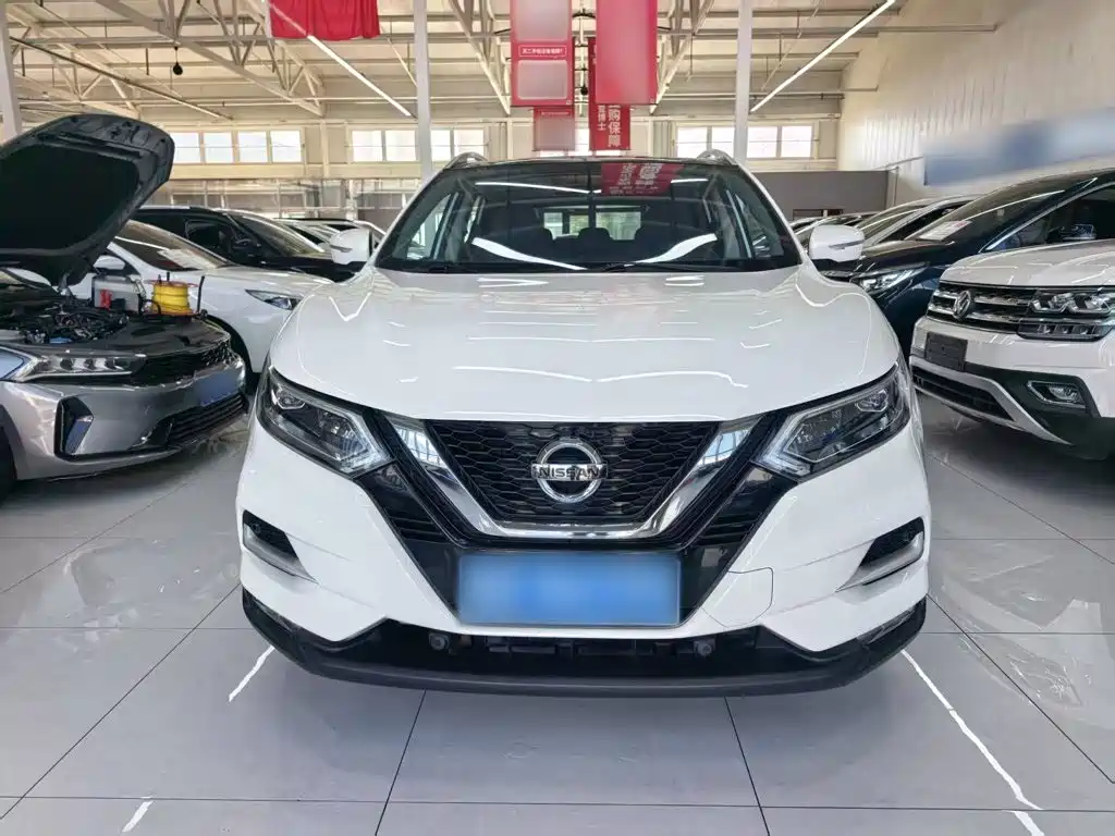 Nissan Qashqai — миниатюра 9