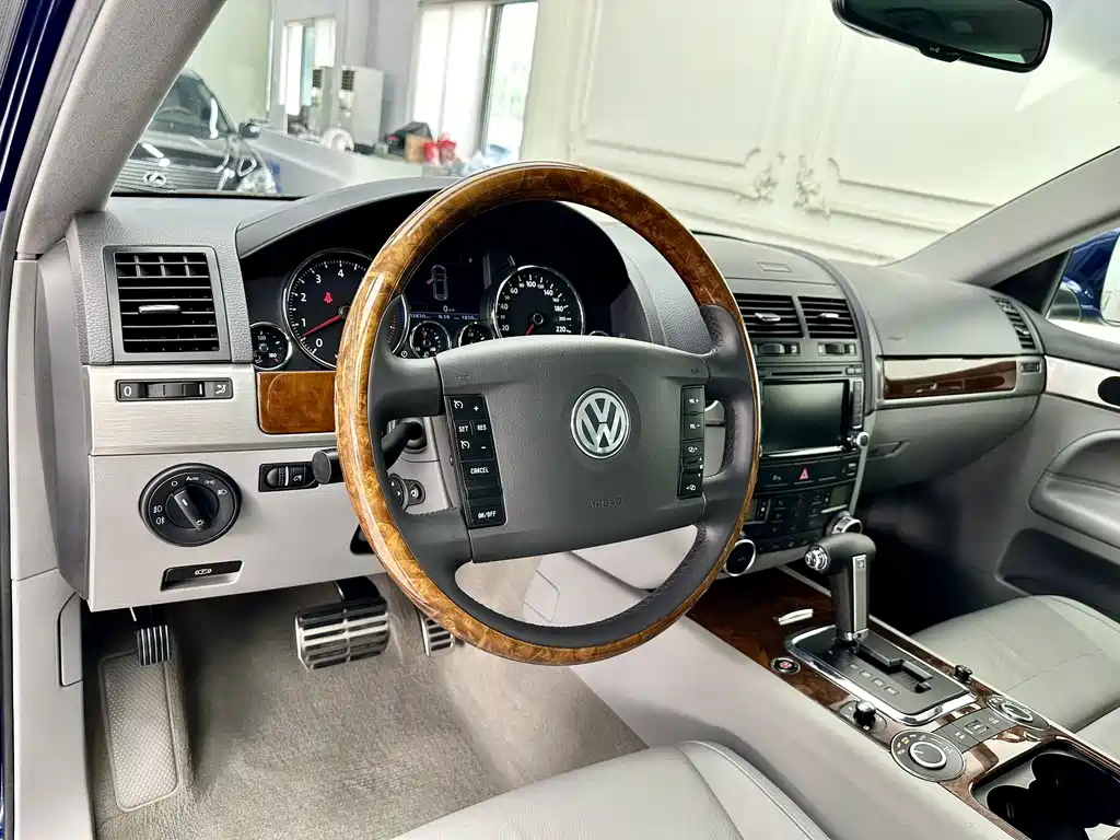 Volkswagen Touareg — миниатюра 5