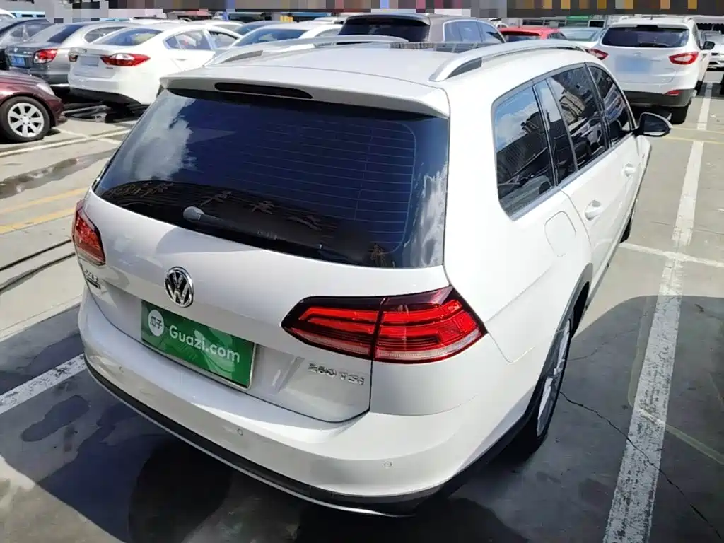 Volkswagen Golf (Import) — миниатюра 7