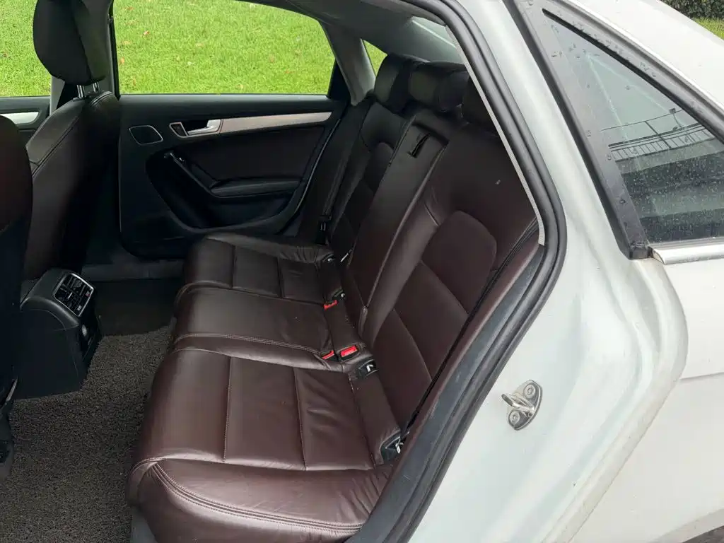 Audi A4L — миниатюра 12