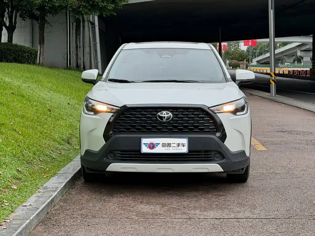 Toyota Corolla Cross — миниатюра 2