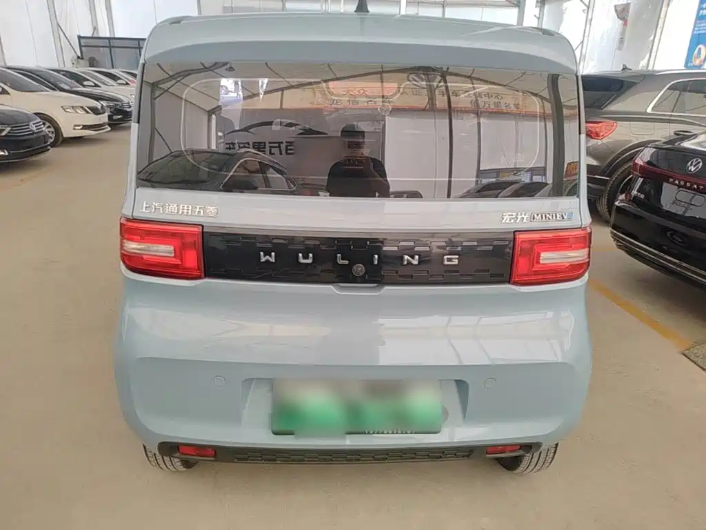 Wuling MINIEV — миниатюра 6