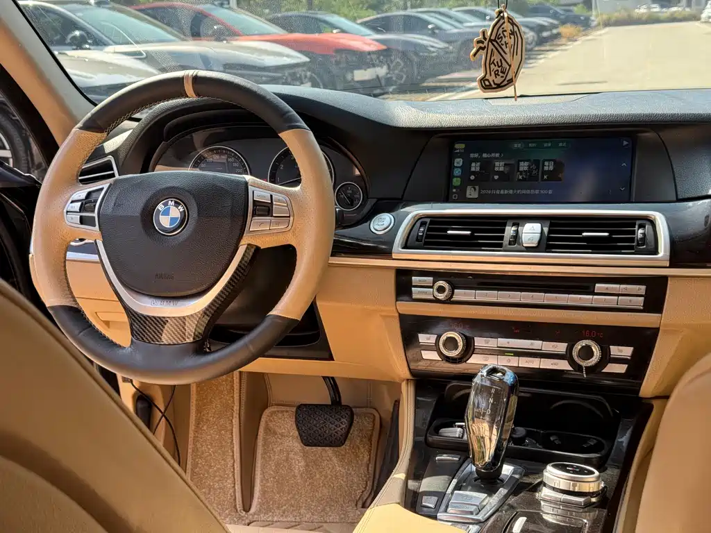BMW 5 Series — миниатюра 14