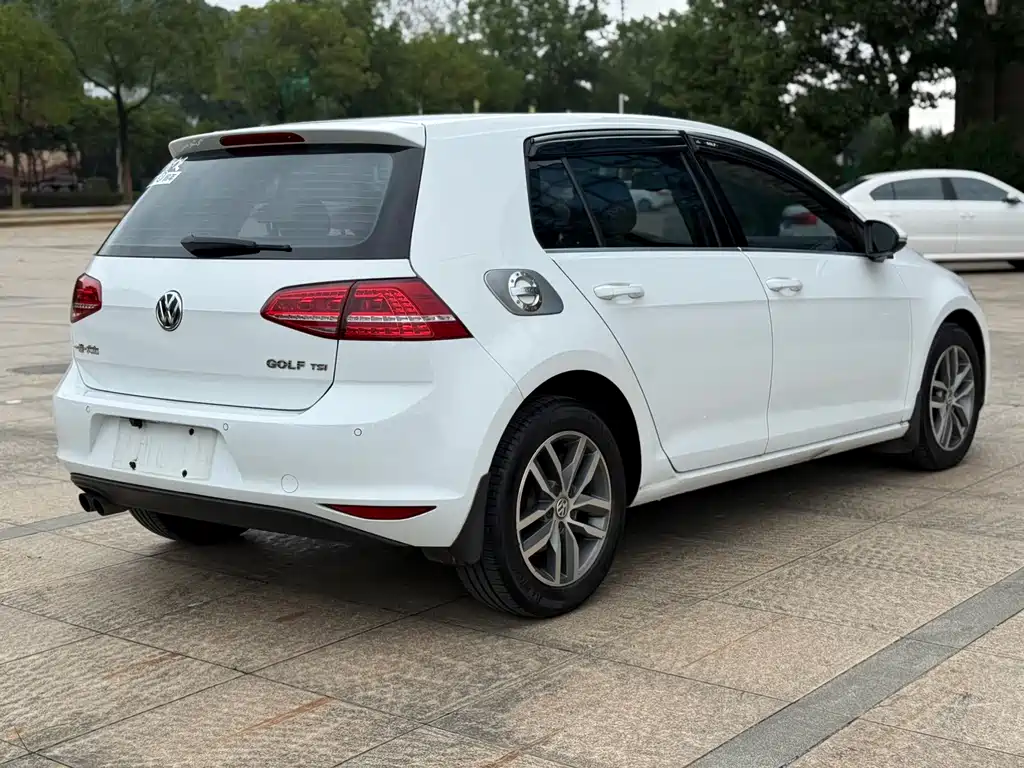 Volkswagen Golf — миниатюра 5
