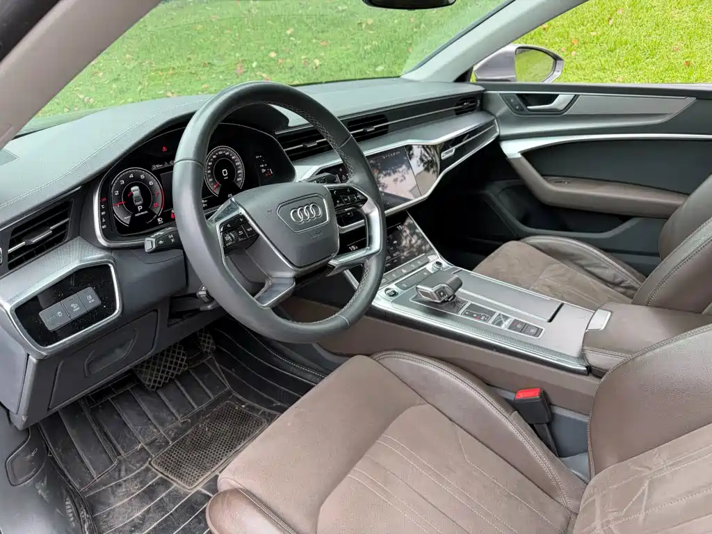 Audi A7L — миниатюра 7