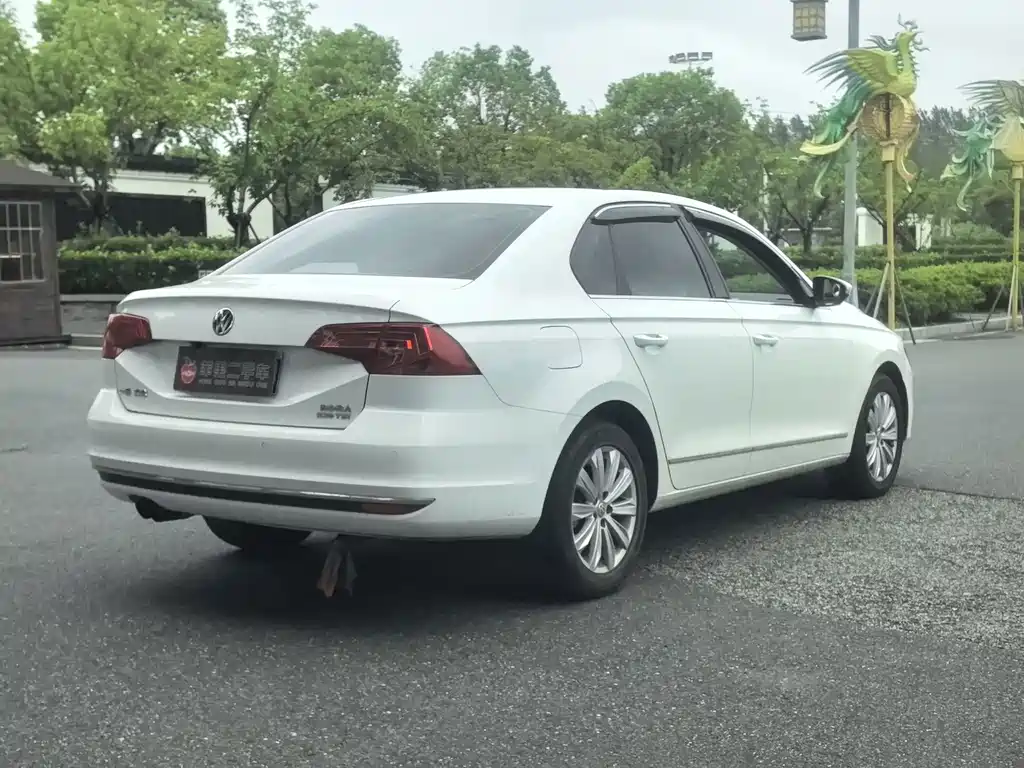 Volkswagen Bora — миниатюра 7