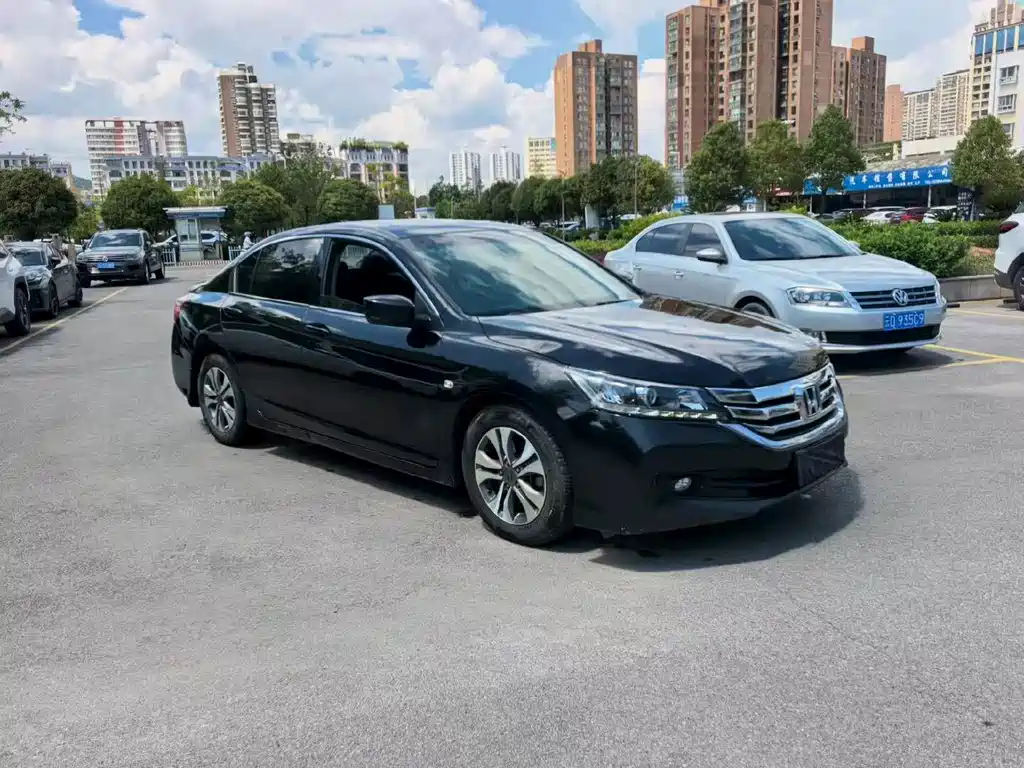 Honda Accord — миниатюра 3