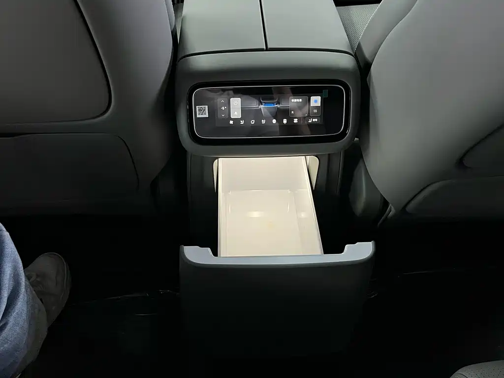 Leapmotor 零跑D19 — миниатюра 16