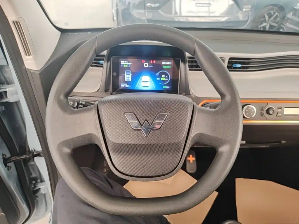 Wuling MINIEV — миниатюра 11