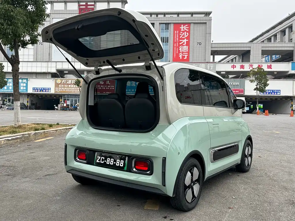 BAOJUN KIWI EV