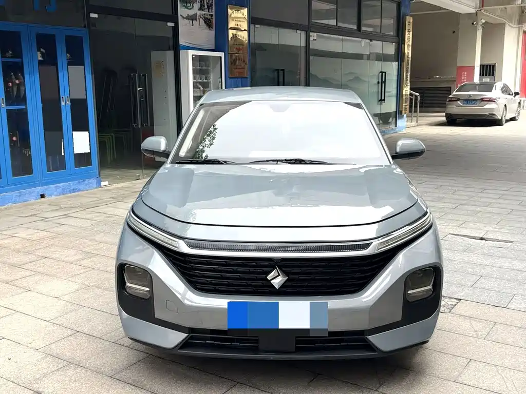 Baojun RC-5