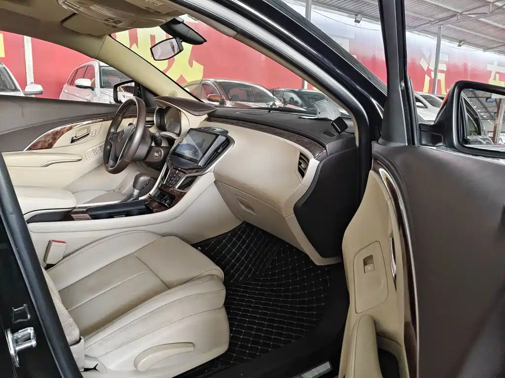 Buick LaCrosse 2.4L SIDI Leading Comfort Type, фото 7