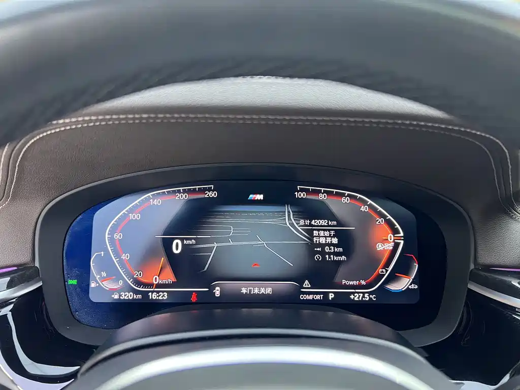 BMW 5 Series — миниатюра 4