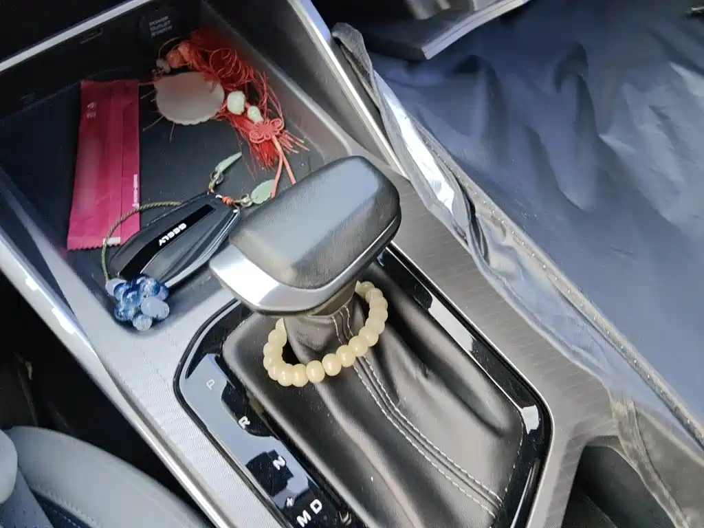 Geely Emgrand — миниатюра 7