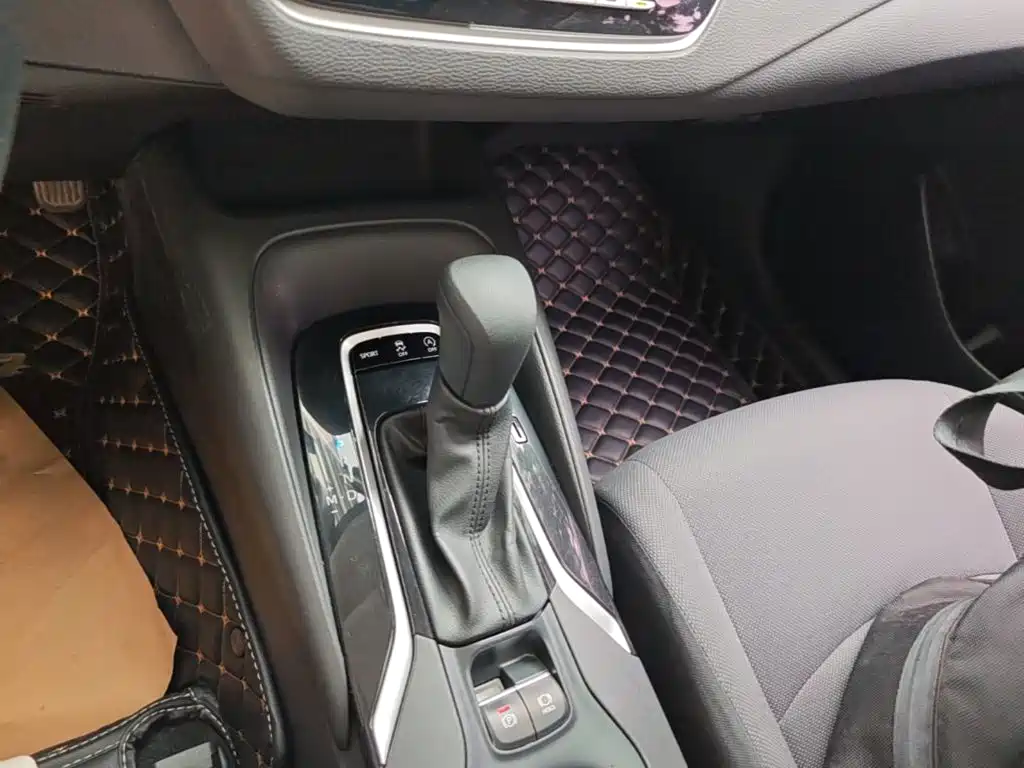 Toyota Corolla — миниатюра 14