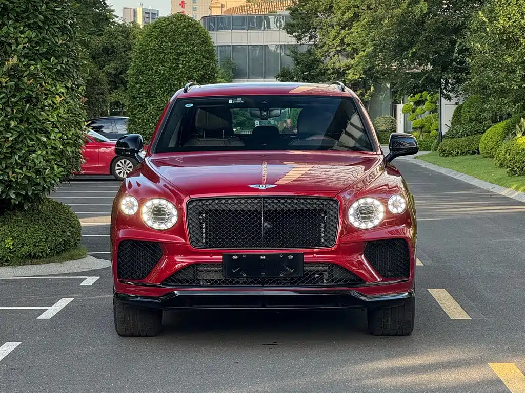 Bentley Bentayga — миниатюра 3