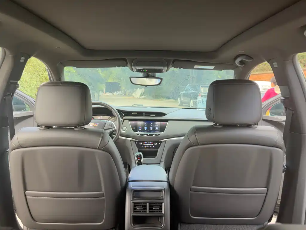 Cadillac XT5 — миниатюра 14