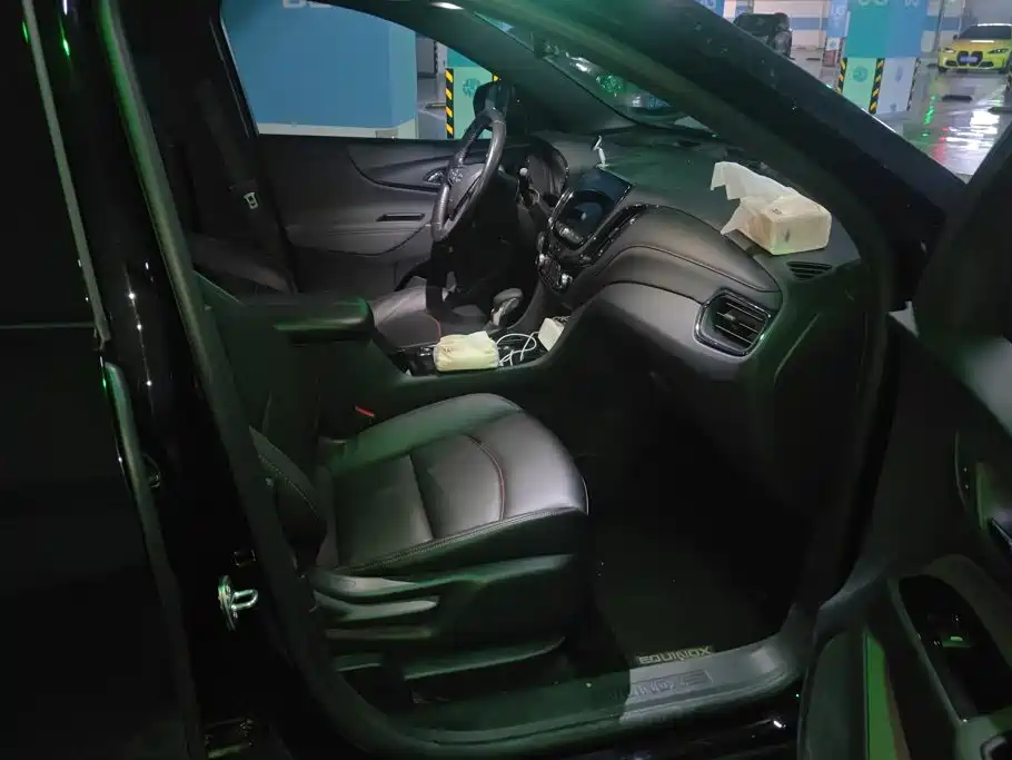 Chevrolet Equinox — миниатюра 8