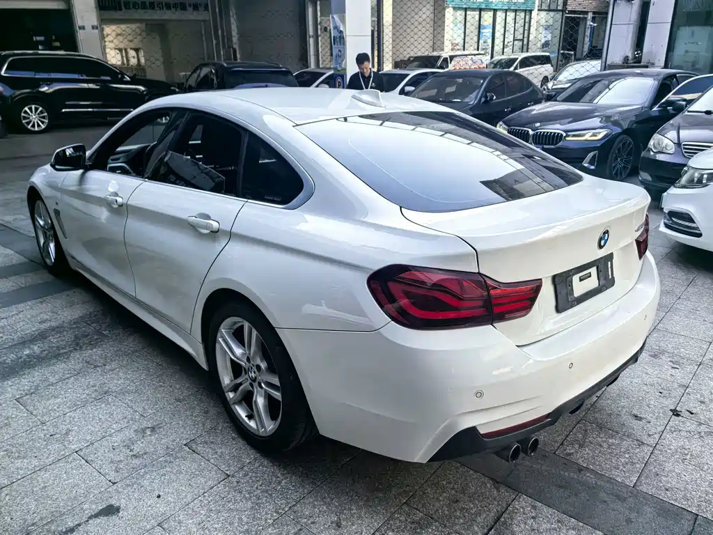 BMW 4 Series — миниатюра 12