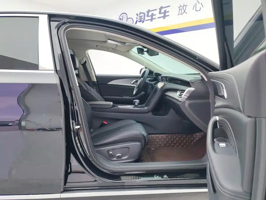 Hongqi Hongqi H5 — миниатюра 8