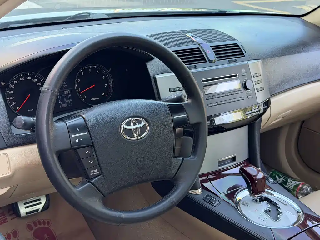 Toyota Reiz — миниатюра 7